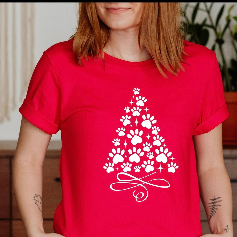 Paw Christmas tree tee