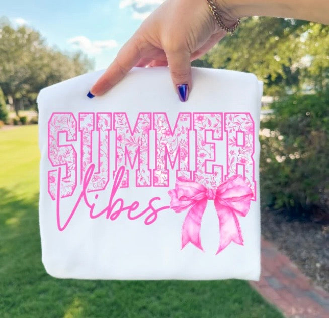 Summer Vibes Tee