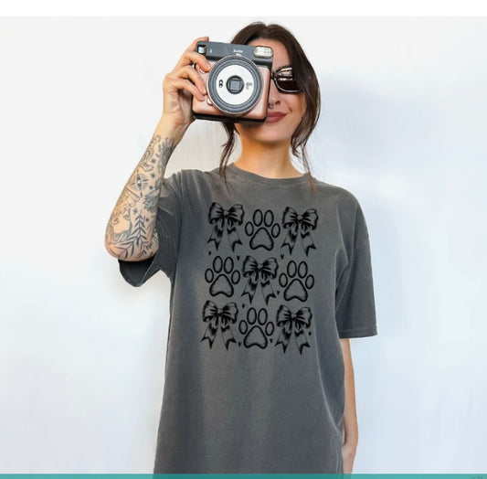 Black coquette Paw Tee