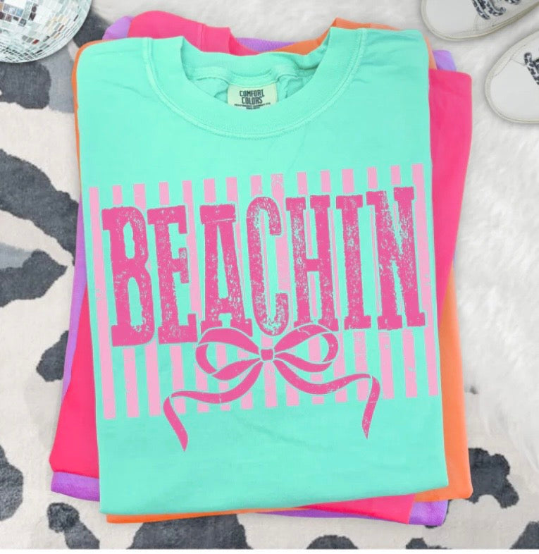 Beachin Tee