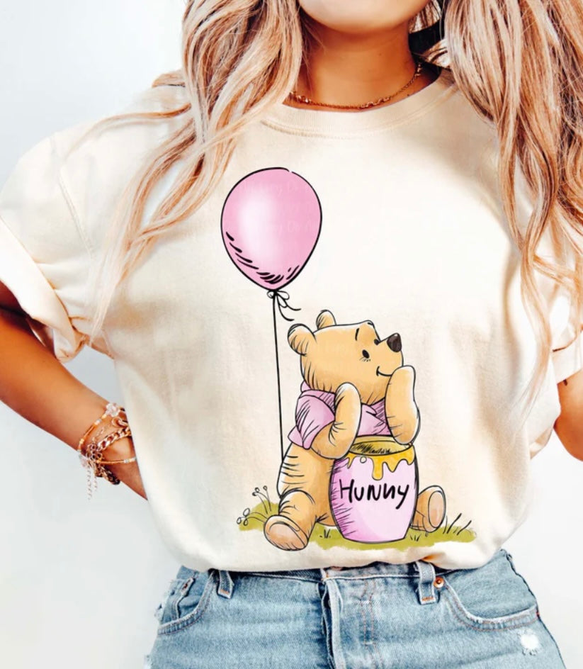 Pooh Balloon  Tee