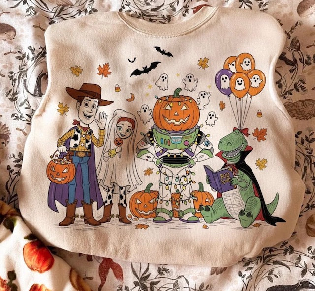 Story Halloween Crewneck