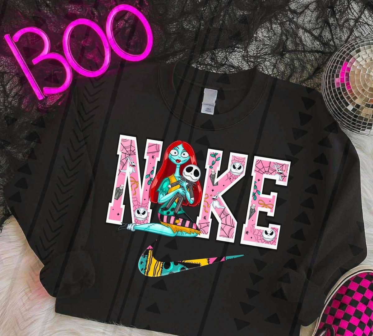 Sally Nke Crewneck