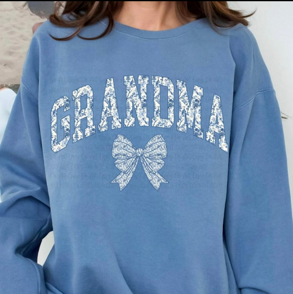 Grandma Crewneck