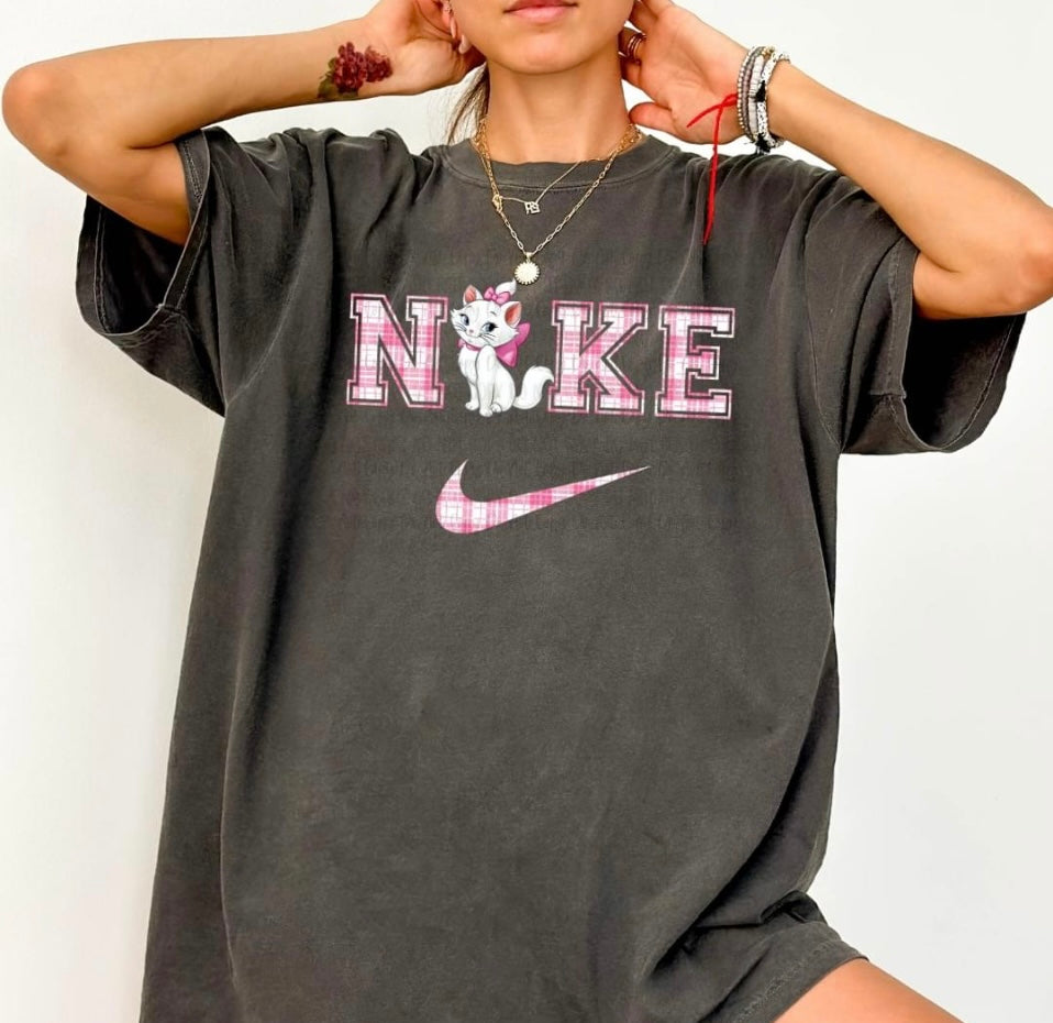 Nike Marie Tee